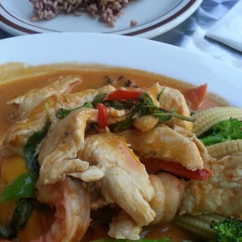 Tracy Thai Restaurant - Mango Chicken and shrimp in a curry sauce - Thai Near Me - Tracy, California Tracy Thai Restaurant - Mango Chicken and shrimp in a curry sauce - Thai Near Me - Tracy, California