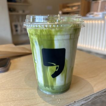Cafe Comma - Matcha with white mocha - Coffee & Tea Near Me - Sandy Springs, Georgia