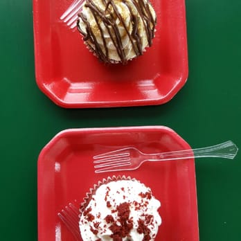 Sweet Palette Bakery - Smores and Red Velvet cupcake - Bakeries Near Me - Hanford, California Sweet Palette Bakery - Smores and Red Velvet cupcake - Bakeries Near Me - Hanford, California
