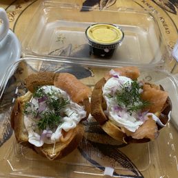 Salmon & Eggs Benedict Basket Salmon & Eggs Benedict Basket