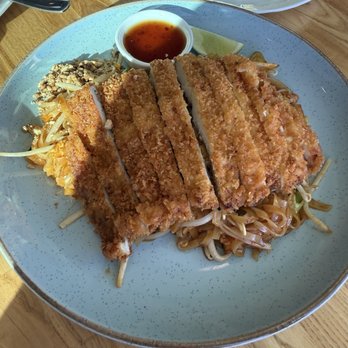 My Thai Beach - Crispy Chicken Pad Thai - Thai Near Me - Capitola, California My Thai Beach - Crispy Chicken Pad Thai - Thai Near Me - Capitola, California