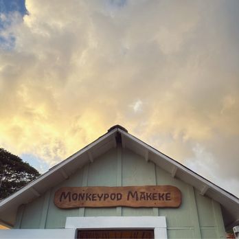 Honolulu Waldorf School - monkeypod mākeke - Elementary Schools Near Me - Honolulu, Hawaii