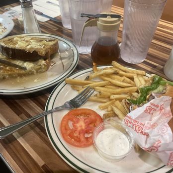 NORMS - Diners Near Me - Van Nuys, California