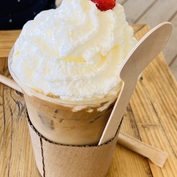 bullig - Iced Raspberry Mocha - Cafes Near Me - Fort Myers, Florida bullig - Iced Raspberry Mocha - Cafes Near Me - Fort Myers, Florida