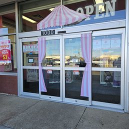 Exterior photo of Sistar Beauty - Melrose Park, Illinois Exterior photo of Sistar Beauty - Melrose Park, Illinois