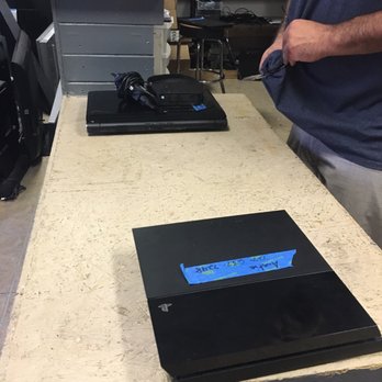 Dan's Repair Shop - My PS4 all ready to go! Thanks Dan!! - Electronics Repair Near Me - Dunedin, Florida