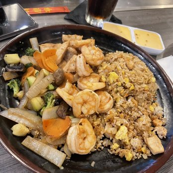 Japan Inn - Sushi Bars Near Me - Miami, Florida