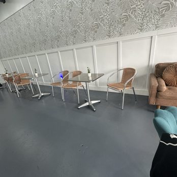 Ohana Nutrition - Seating area - Coffee & Tea Near Me - La Mesa, California Ohana Nutrition - Seating area - Coffee & Tea Near Me - La Mesa, California