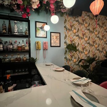 Bonjour Vietnam Bistro - Vietnamese Near Me - Vancouver, British Columbia Bonjour Vietnam Bistro - Vietnamese Near Me - Vancouver, British Columbia