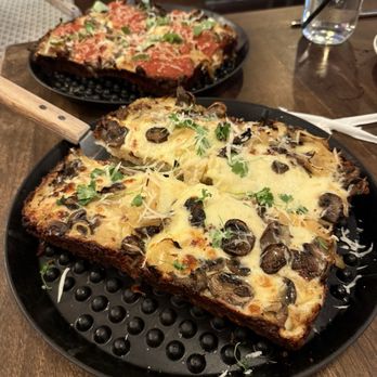 Good Pie - Gf mushroom pie - Pizza Near Me - Las Vegas, Nevada Good Pie - Gf mushroom pie - Pizza Near Me - Las Vegas, Nevada