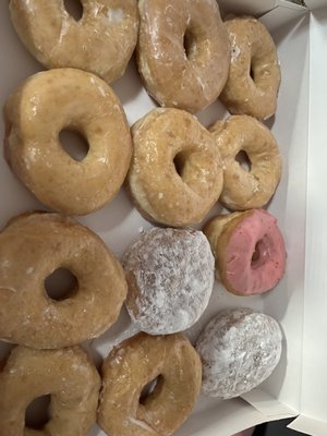 Gerald's Donuts by null