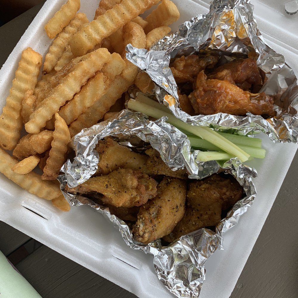 Walden's Restaurant - Ten pieces buffalo n lemon pepper - Fish & Chips Near Me - Covington, Georgia Walden's Restaurant - Ten pieces buffalo n lemon pepper - Fish & Chips Near Me - Covington, Georgia