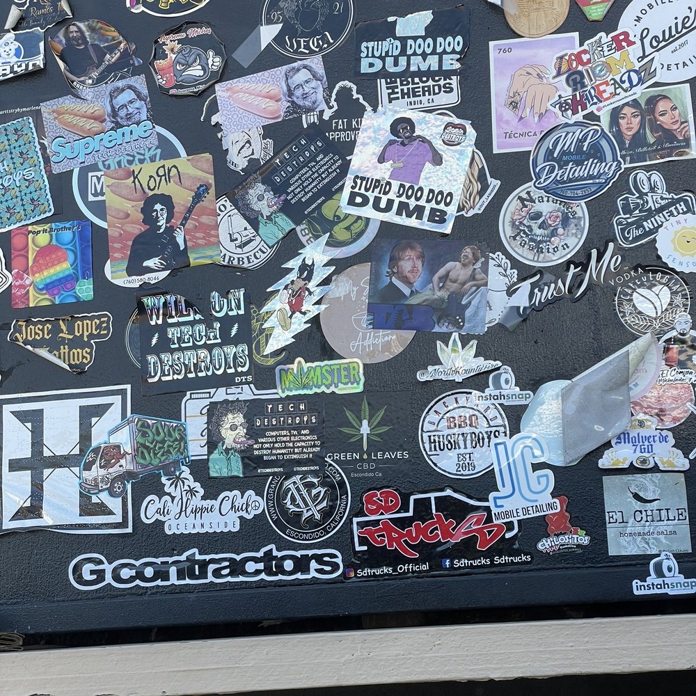 El Kafecito Hut - Coffee & Tea Near Me - Vista, California El Kafecito Hut - Coffee & Tea Near Me - Vista, California