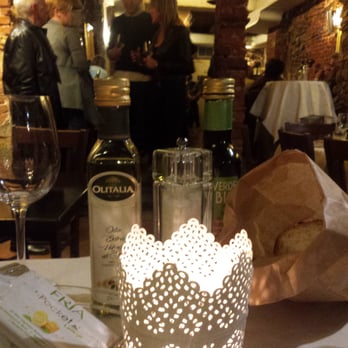 Il Castigo - Music night that is full of locals - Wine Bars Near Me - Somma Lombardo, Virginia