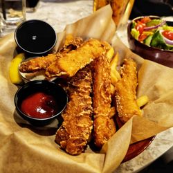 Rocky River Bar & Grille - Fish and chips