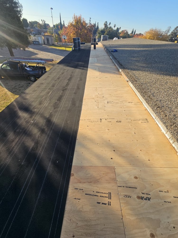 Slide of The Valle Roofing