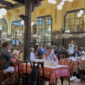 Bouillon Chartier - Dining room - French Near Me - Paris, 75