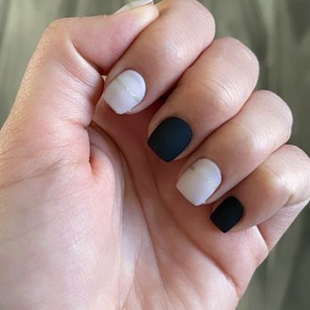 Pamper Me Nail Bar - Nail Salons Near Me - Glendale, California
