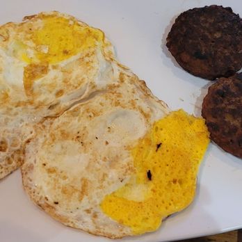 Canopy Road Cafe - 2 eggs & vegan sausage - American Near Me - Jacksonville, Florida