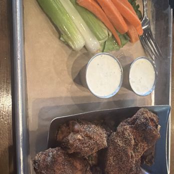 Maple Landing - Texan chili dusted wings - Barbeque Near Me - Dallas, Texas