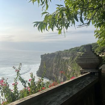 Trips by Emily - Travel Agents Near Me Trips by Emily - Travel Agents Near Me