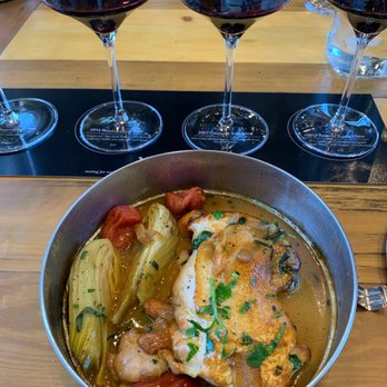 Niner Wine Estates - Wine Tasting Room Near Me - Paso Robles, California