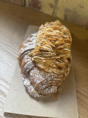 Lune Croissanterie Fitzroy by null