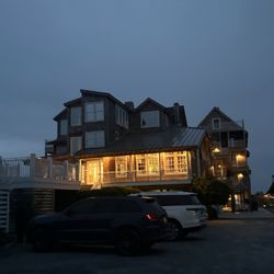 Burrus House Inn