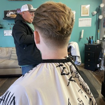 Split Ends A Seaside Barbershop - Clipper cut - Barbers Near Me - Seaside, Oregon