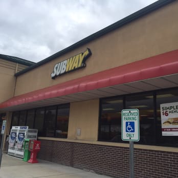 Subway - the entrance of a subway restaurant - Fast Food Near Me - Biloxi, Mississippi Subway - the entrance of a subway restaurant - Fast Food Near Me - Biloxi, Mississippi