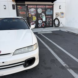 StreamDrive Detail - Front of the shop! Where the fun begins