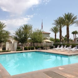 Shadow Hills Clubhouse - A couple of laps, sunbathing and a Rummy Coke = Perfect Sunday!