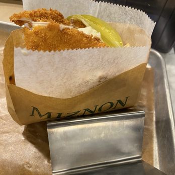 Miznon Kosher - Pita shitznel - Mediterranean Near Me - New York, New York Miznon Kosher - Pita shitznel - Mediterranean Near Me - New York, New York