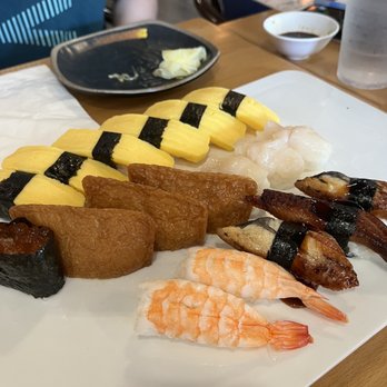 Sushi Taku - Egg, salmon roe, inarizushi, scallop, shrimp, eel - Japanese Near Me - Chicago, Illinois Sushi Taku - Egg, salmon roe, inarizushi, scallop, shrimp, eel - Japanese Near Me - Chicago, Illinois