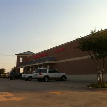 Walgreens - cars parked in front of the store - Cosmetics & Beauty Supply Near Me - Allen, Texas Walgreens - cars parked in front of the store - Cosmetics & Beauty Supply Near Me - Allen, Texas