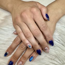 Pine Nails & Spa