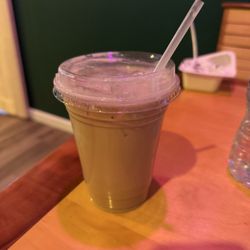 Montgomery Court - 16oz Latte