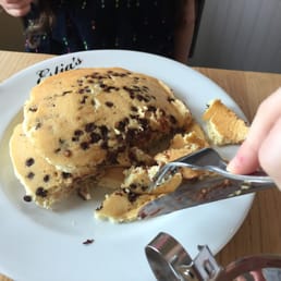 Banana Chocolate Chip Pancakes
