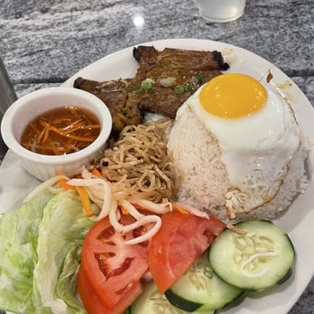 Viet Tastes - Vietnamese Near Me - Lowell, Massachusetts