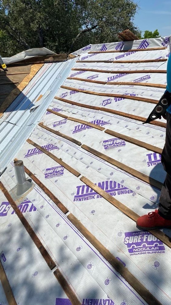 Slide of Frontline Roofing
