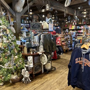 Cracker Barrel Old Country Store - Breakfast & Brunch Near Me - Urbana, Illinois Cracker Barrel Old Country Store - Breakfast & Brunch Near Me - Urbana, Illinois