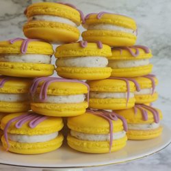 Tout Sweet Macarons - Lemon Lavender