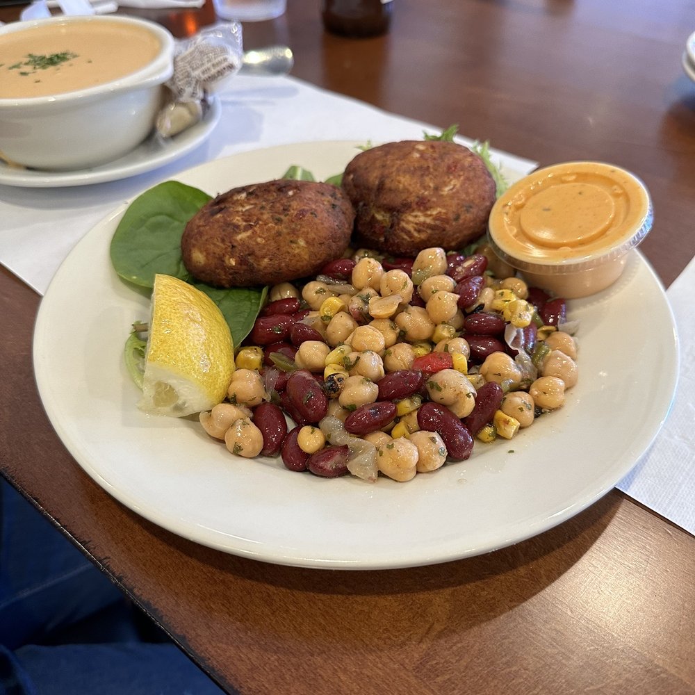New Wave Seafood - Maryland Lump Crab Cakes - Seafood Near Me - Wantagh, New York