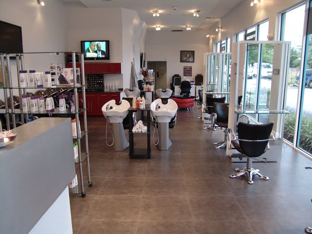 London Salon & Boutique Logo
