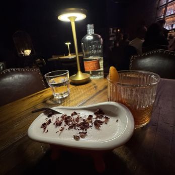 Gatsby - Bathtub Gin & Old Fashioned - Cocktail Bars Near Me - Boise, Idaho