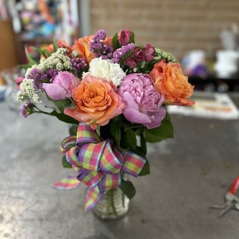 Bushel and a Peck - Florists Near Me - Wickenburg, Arizona Bushel and a Peck - Florists Near Me - Wickenburg, Arizona