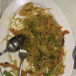 Flourishing Chinese Seafood Restaurant - Singapore rice noodles, half eaten. So good!