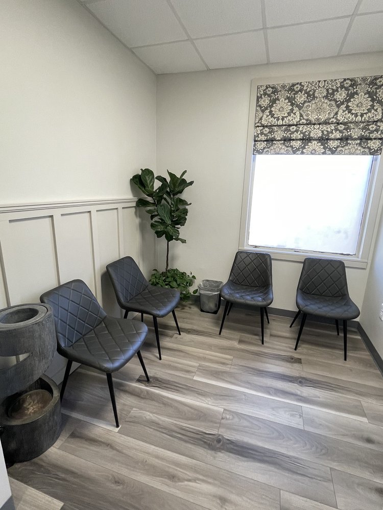 FLOOR & DECOR Updated September 2024 55 Photos & 63 Reviews 221