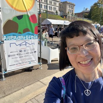 River Arts Festival - Me! - Festivals Near Me - Memphis, Tennessee River Arts Festival - Me! - Festivals Near Me - Memphis, Tennessee