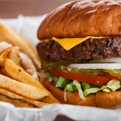 Waterloo Ice House Southpark Meadows - Classic Cheeseburger